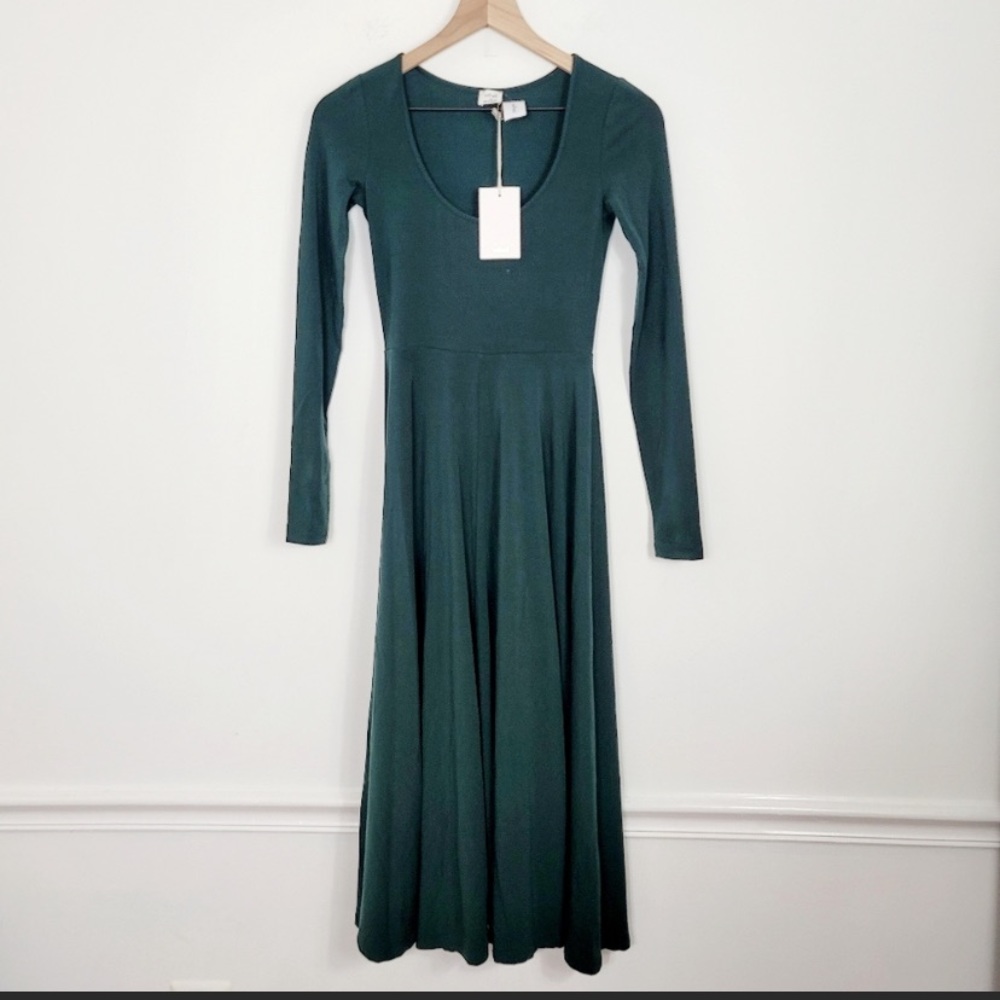 Aritzia Wilfred deep green long sleeve fit and flare midi dress NWT